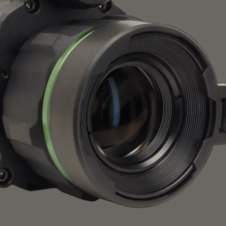 HIKMICRO Cheetah C32F-RN Night Vision Clipon, 940NM,W reticl, digital Clip On - Nattoptik - HIKMICRO Cheetah C32F-RN Night Vision Clipon, 940NM,W reticl, digital Clip On