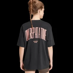 Strength Graphic T-Shirt, t-shirt, dam - Tränings-T-Shirt - Strength Graphic T-Shirt, t-shirt, dam