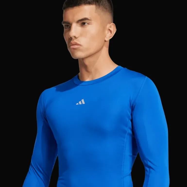 Techfit Long Sleeved Tee, kompressionströja för fotboll, herr - T-Shirts - Techfit Long Sleeved Tee, kompressionströja för fotboll, herr