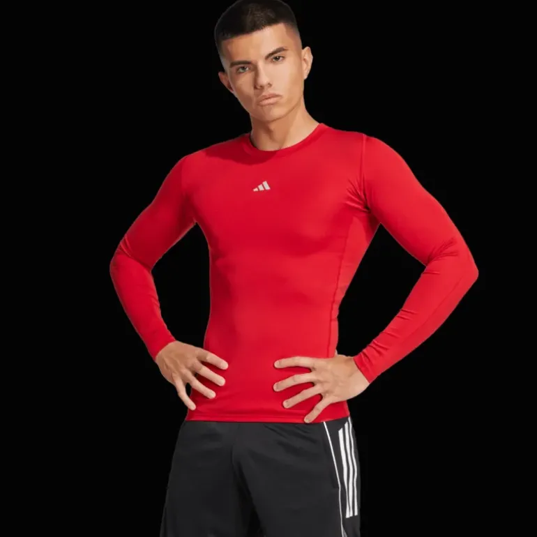 Techfit Long Sleeved Tee, kompressionströja för fotboll, herr - T-Shirts - Techfit Long Sleeved Tee, kompressionströja för fotboll, herr