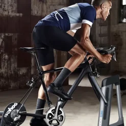Wahoo, KICKR Climb, aktivt framhjulsstöd till cykeltrainer - Tillbehör Till Cykeltrainer - Wahoo, KICKR Climb, aktivt framhjulsstöd till cykeltrainer
